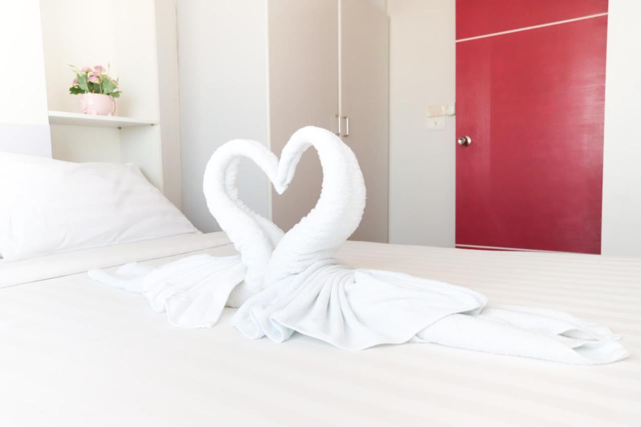 C Tower Hotel Сурат Тхани Екстериор снимка