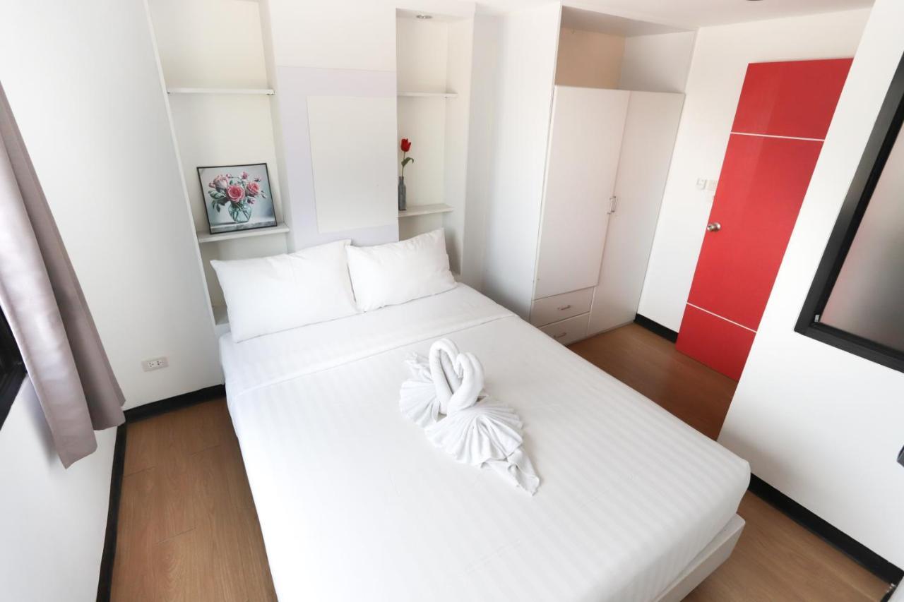 C Tower Hotel Сурат Тхани Екстериор снимка