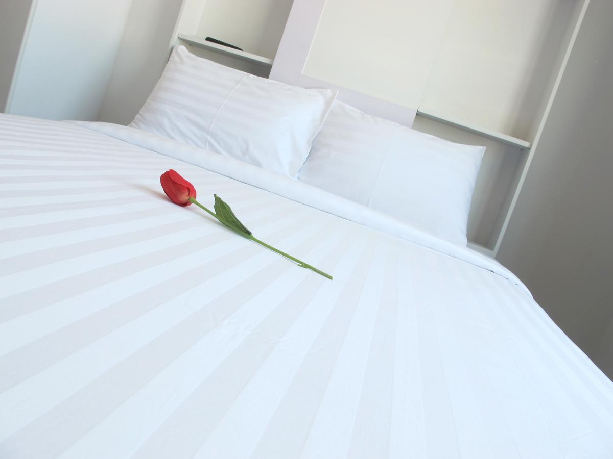 C Tower Hotel Сурат Тхани Екстериор снимка
