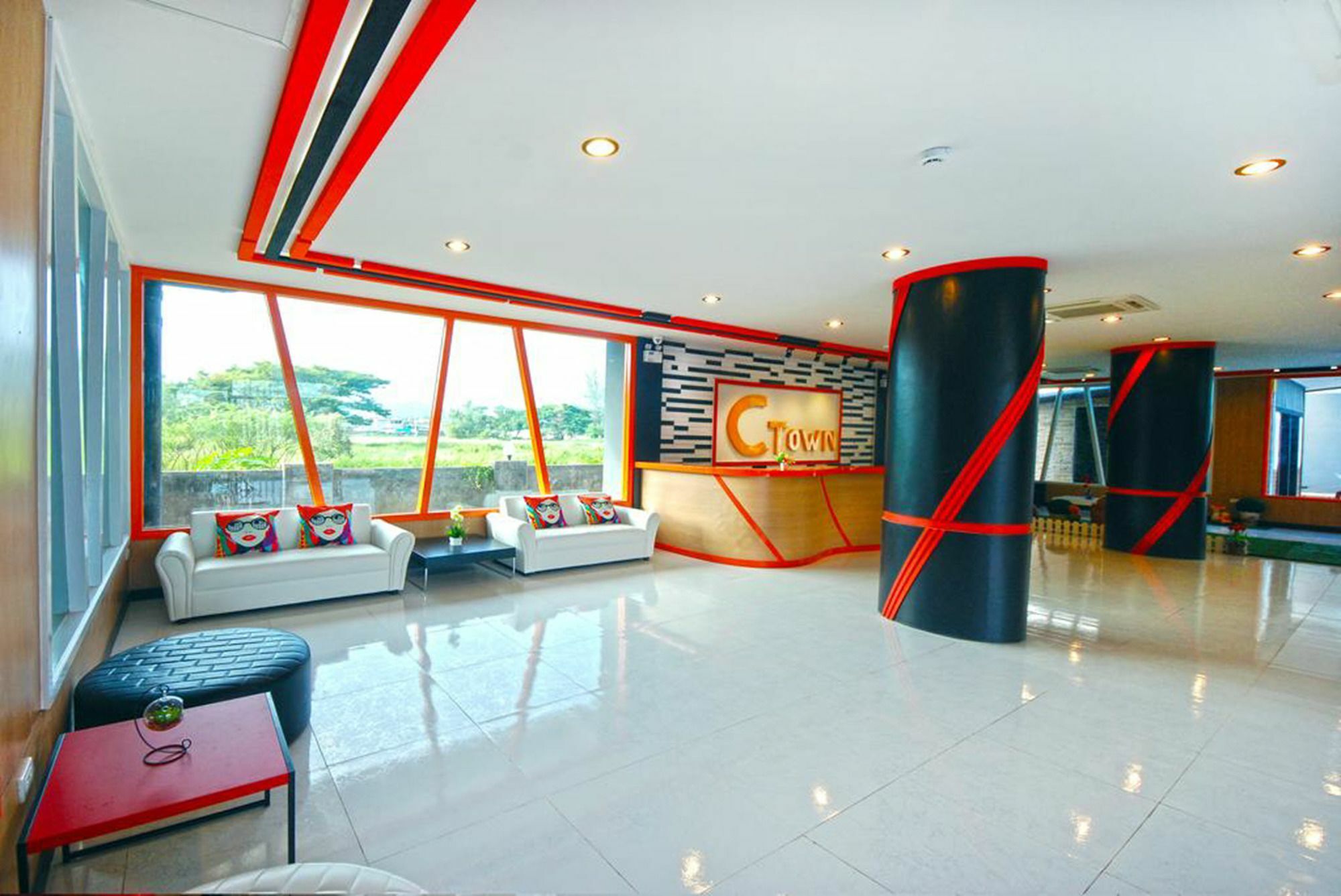C Tower Hotel Сурат Тхани Екстериор снимка
