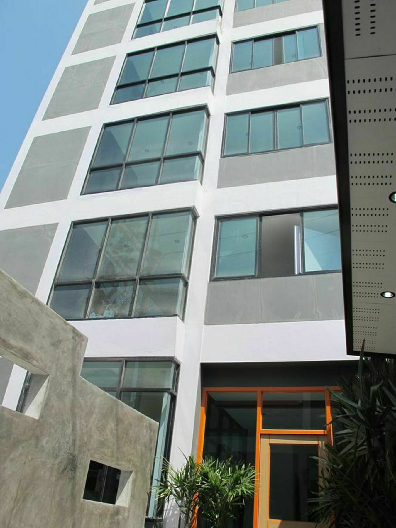 C Tower Hotel Сурат Тхани Екстериор снимка